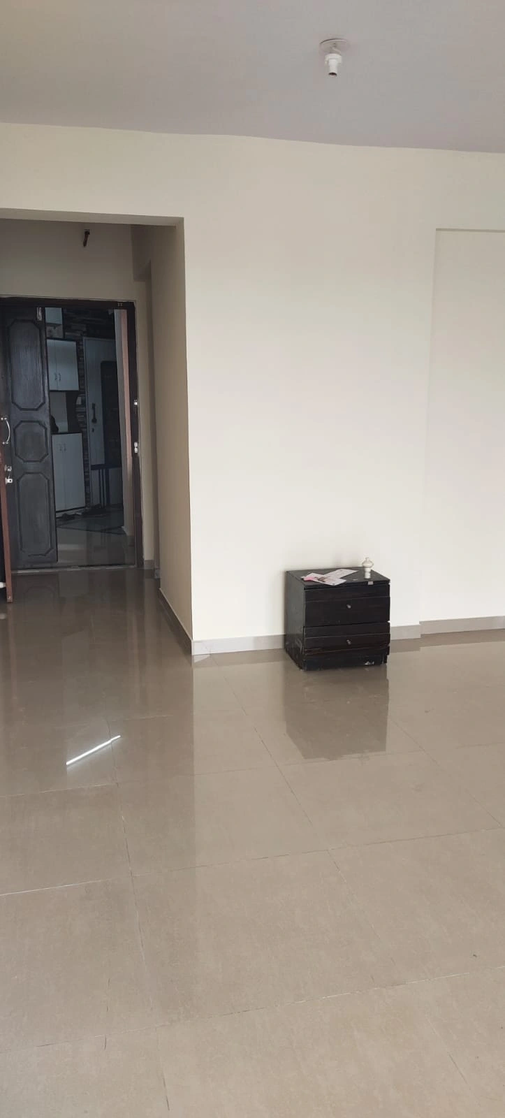 2 BHK Flat for Sale in sethia link view, Goregaon West